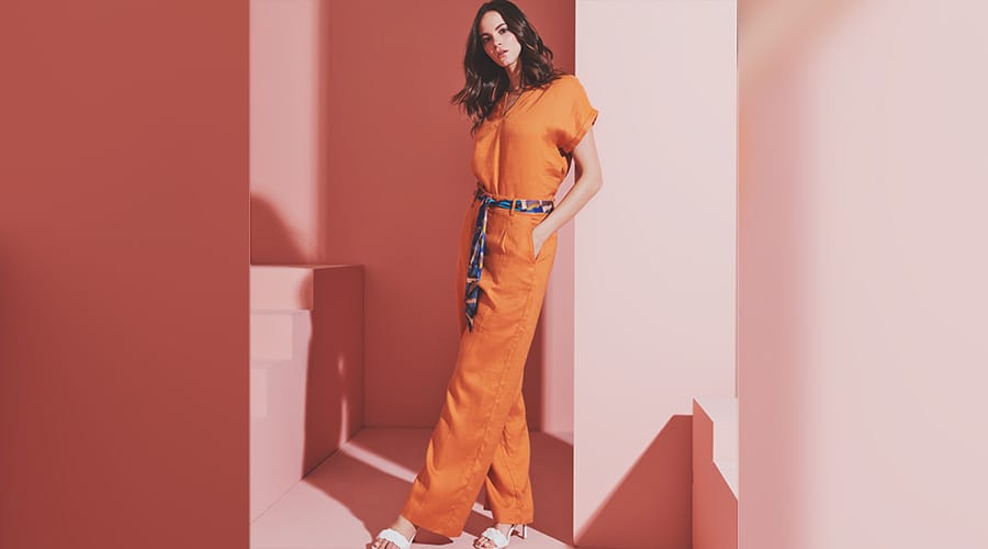 I pantaloni in lino: comfort e stile in un solo capo