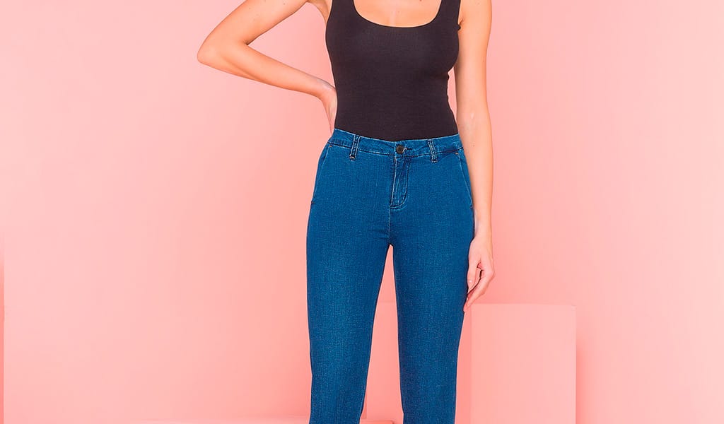 Tendenza estiva: i jeans leggeri da donna che non possono mancare nel tuo guardaroba