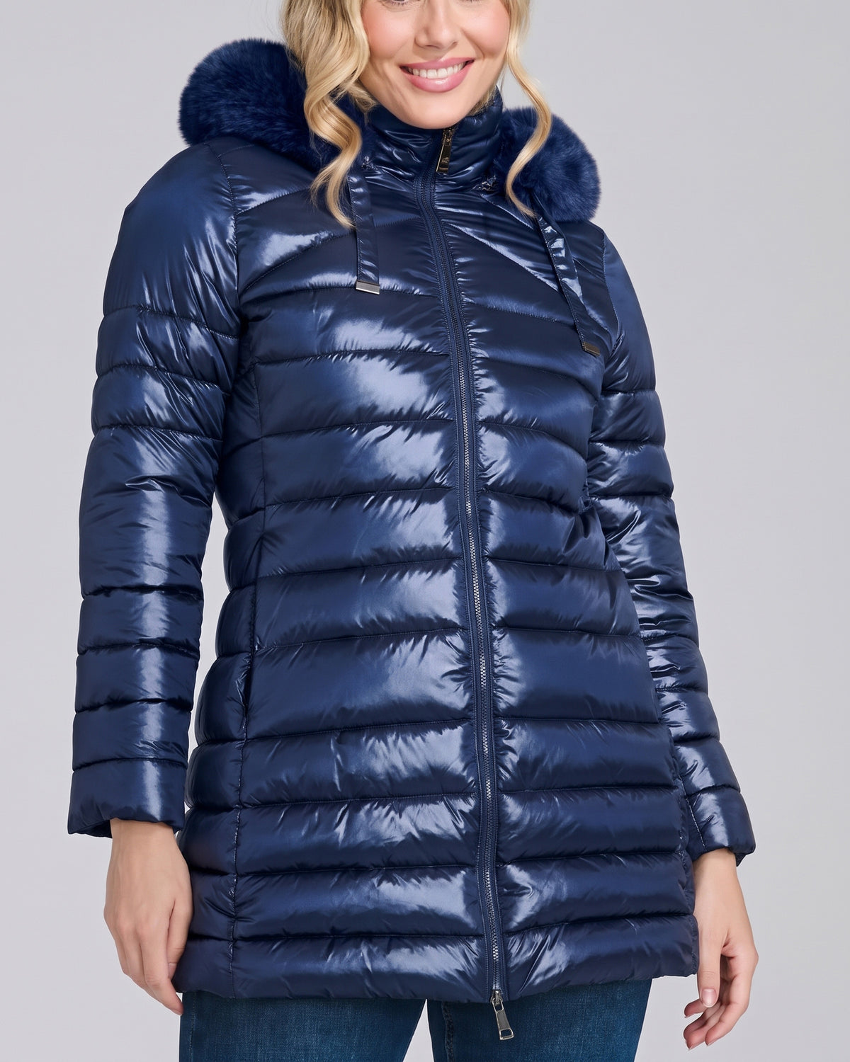Piumino lungo lucido con cappuccio in ecopelliccia donna, colore Blu Navy – Chiara Dalba