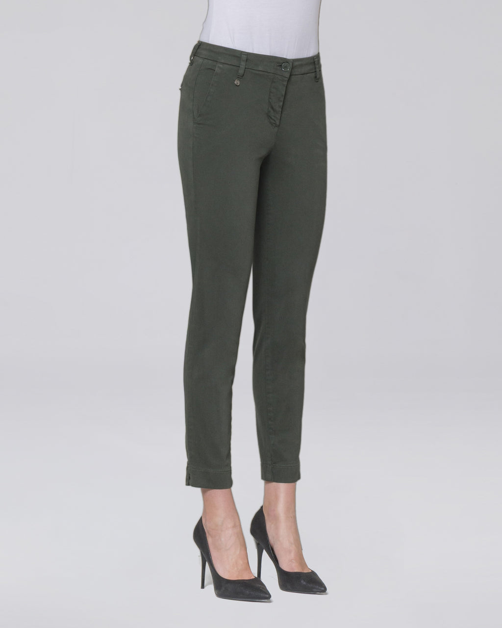 Pantalone Dolce con tasche chino donna, colore Verde Militare – Chiara Dalba