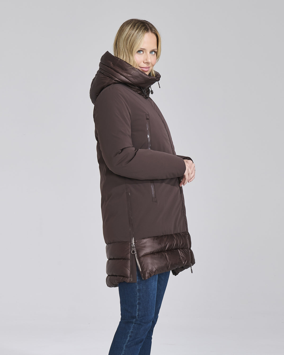 Giubbino tecnico lungo con zip e cappuccio donna – Chiara Dalba, foto 2