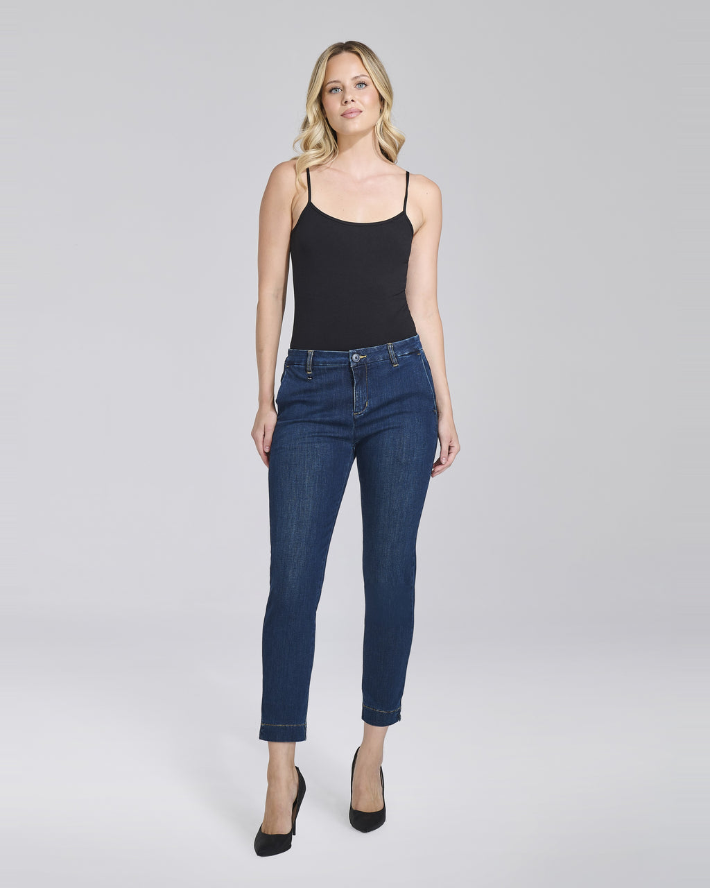 Jeans slim lavaggio blu medio con tasche chino donna – Chiara Dalba