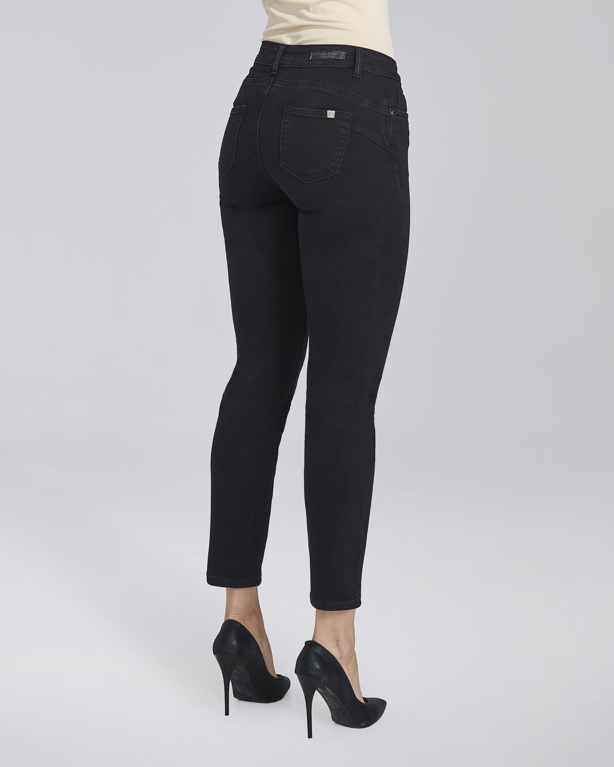 Jeans slim push up nero 5 tasche donna – Chiara Dalba, foto 5