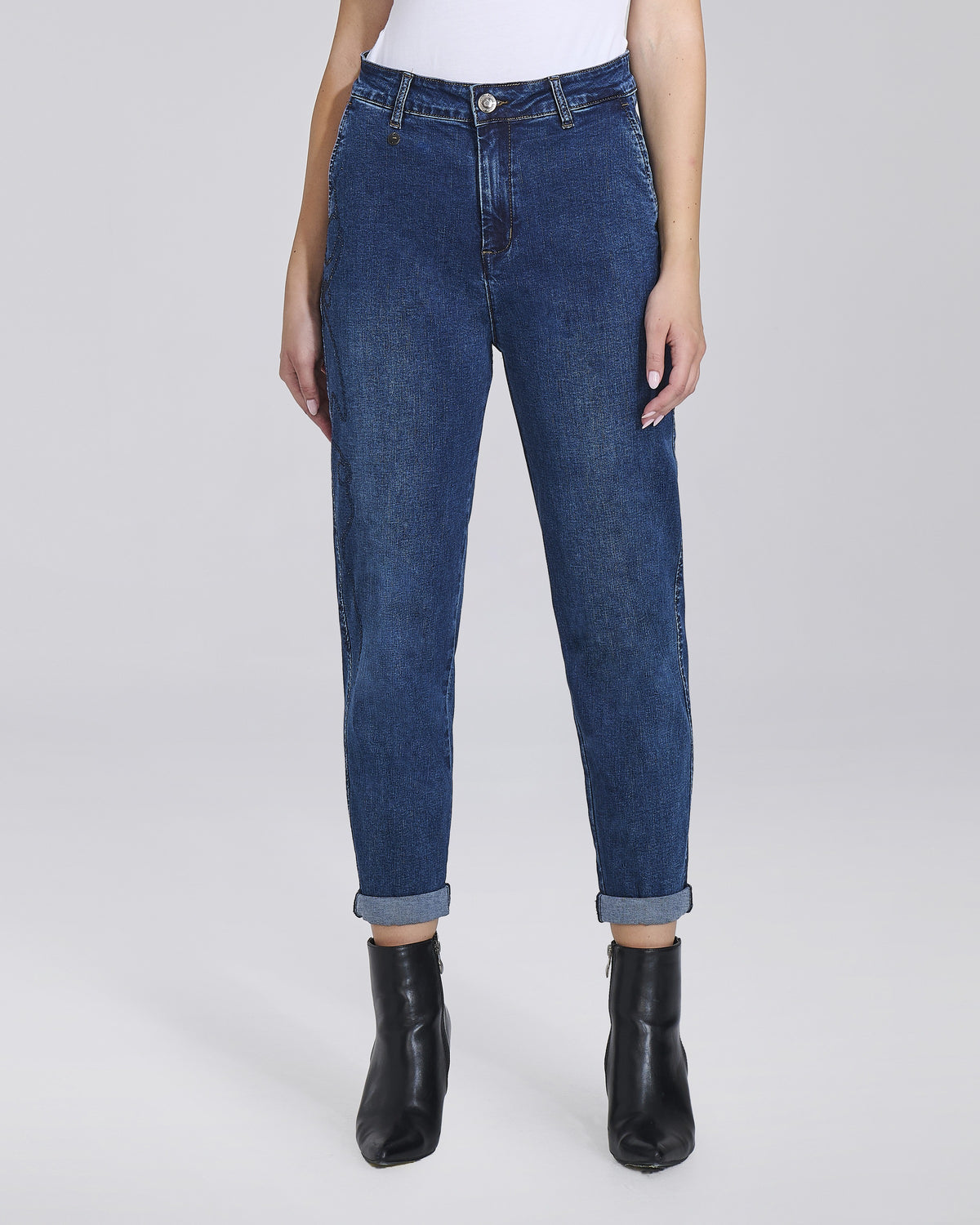 Jeans carrot con tasche chino e risvolti donna – Chiara Dalba, foto 6