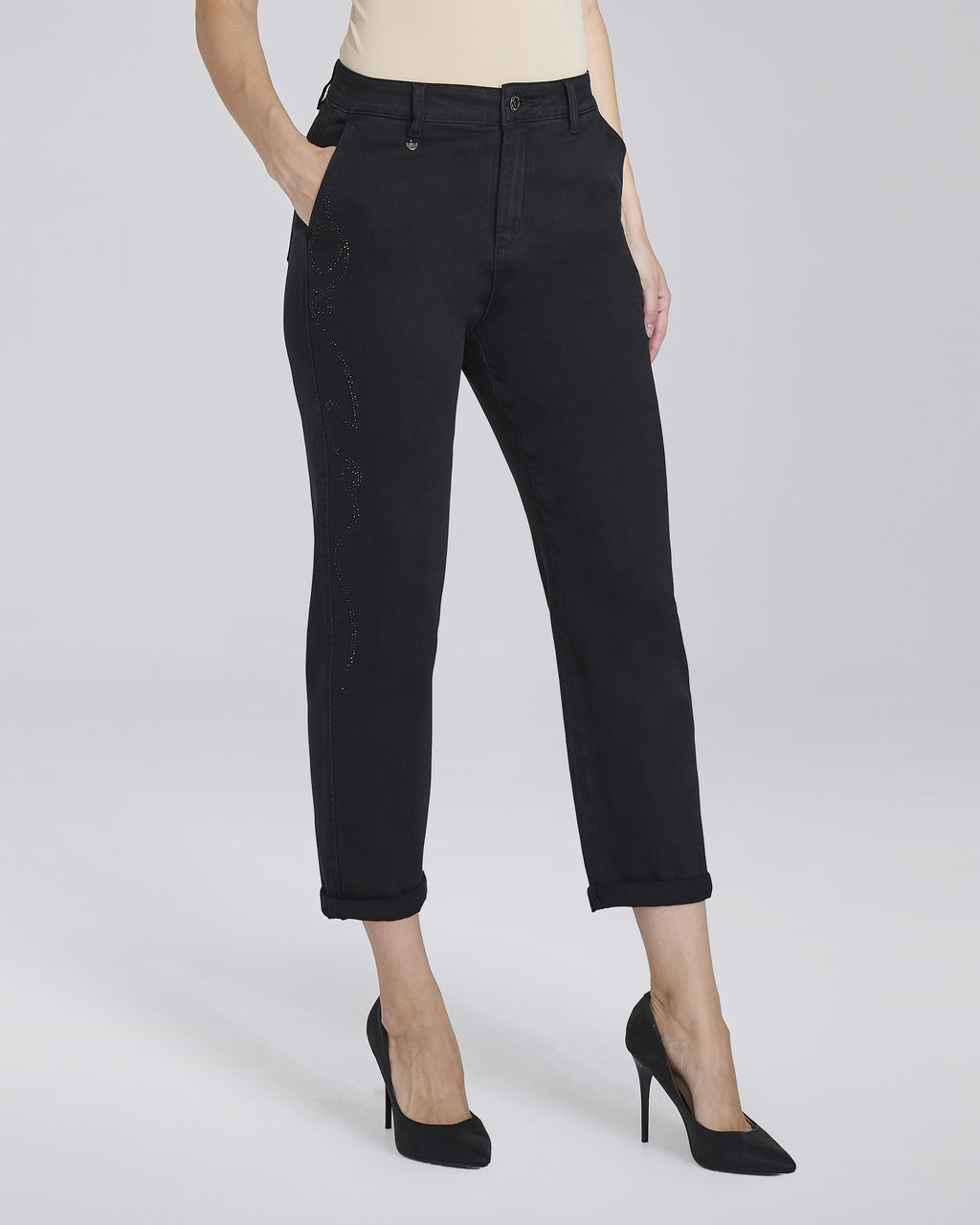 Jeans carrot nero con tasche chino e risvolti donna – Chiara Dalba, foto 6