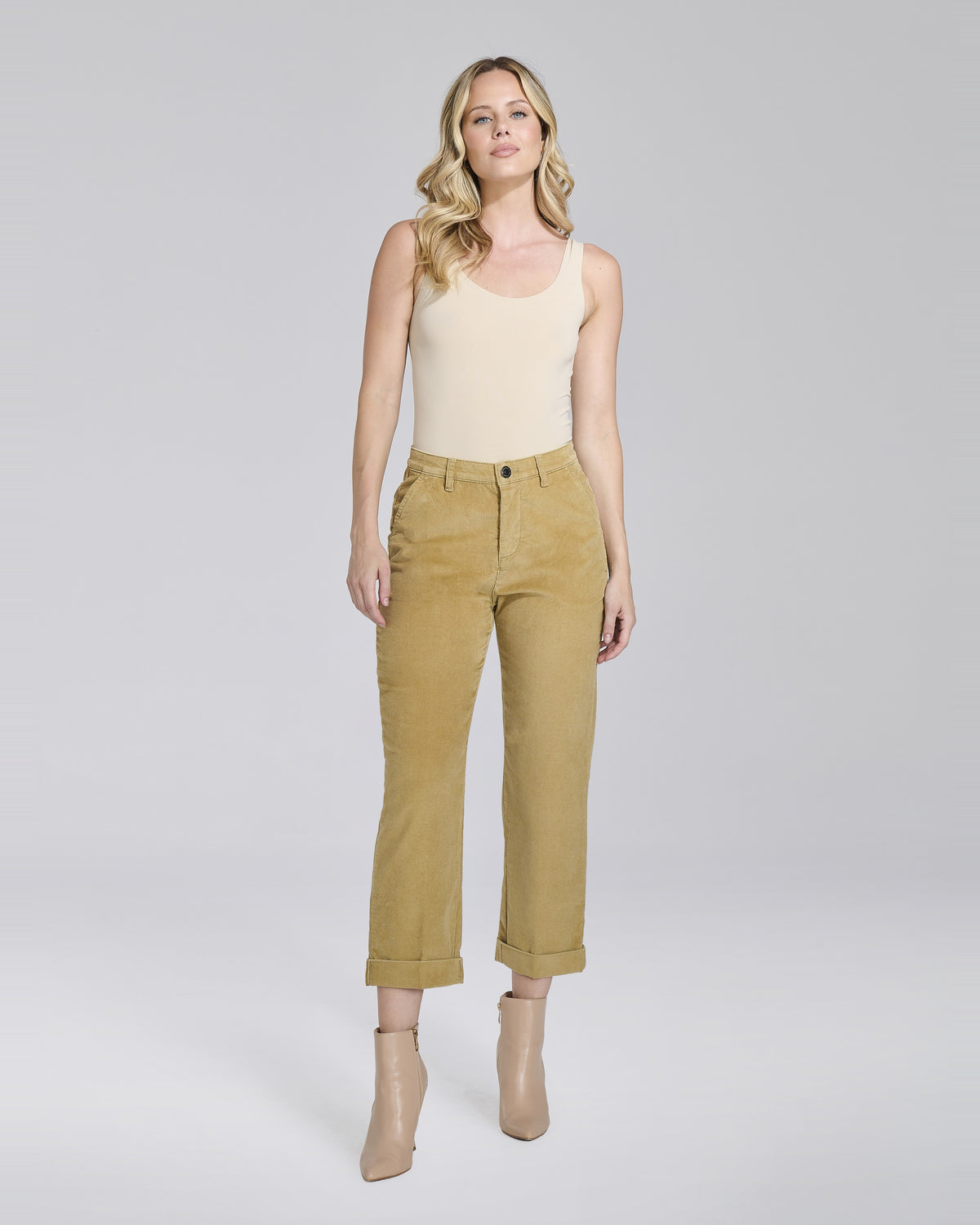 Pantalone in velluto con tasche chino e risvolti donna – Chiara Dalba