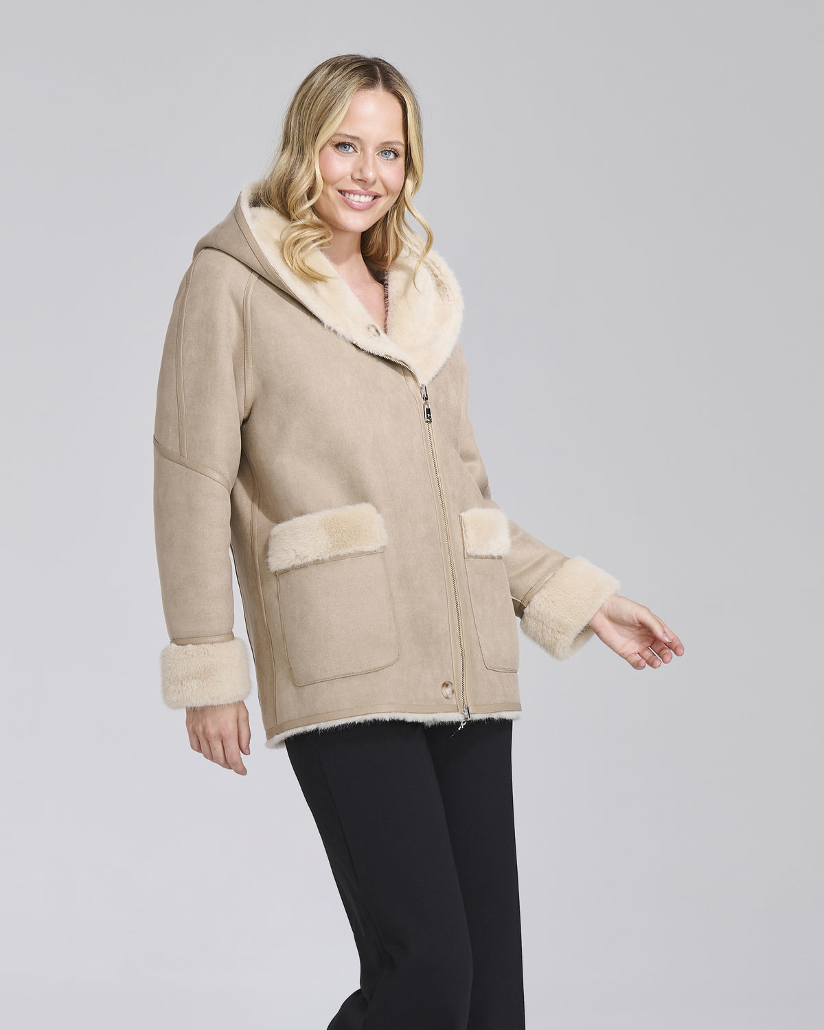 Giacca double effetto montone con cappuccio donna – Chiara Dalba, foto 3