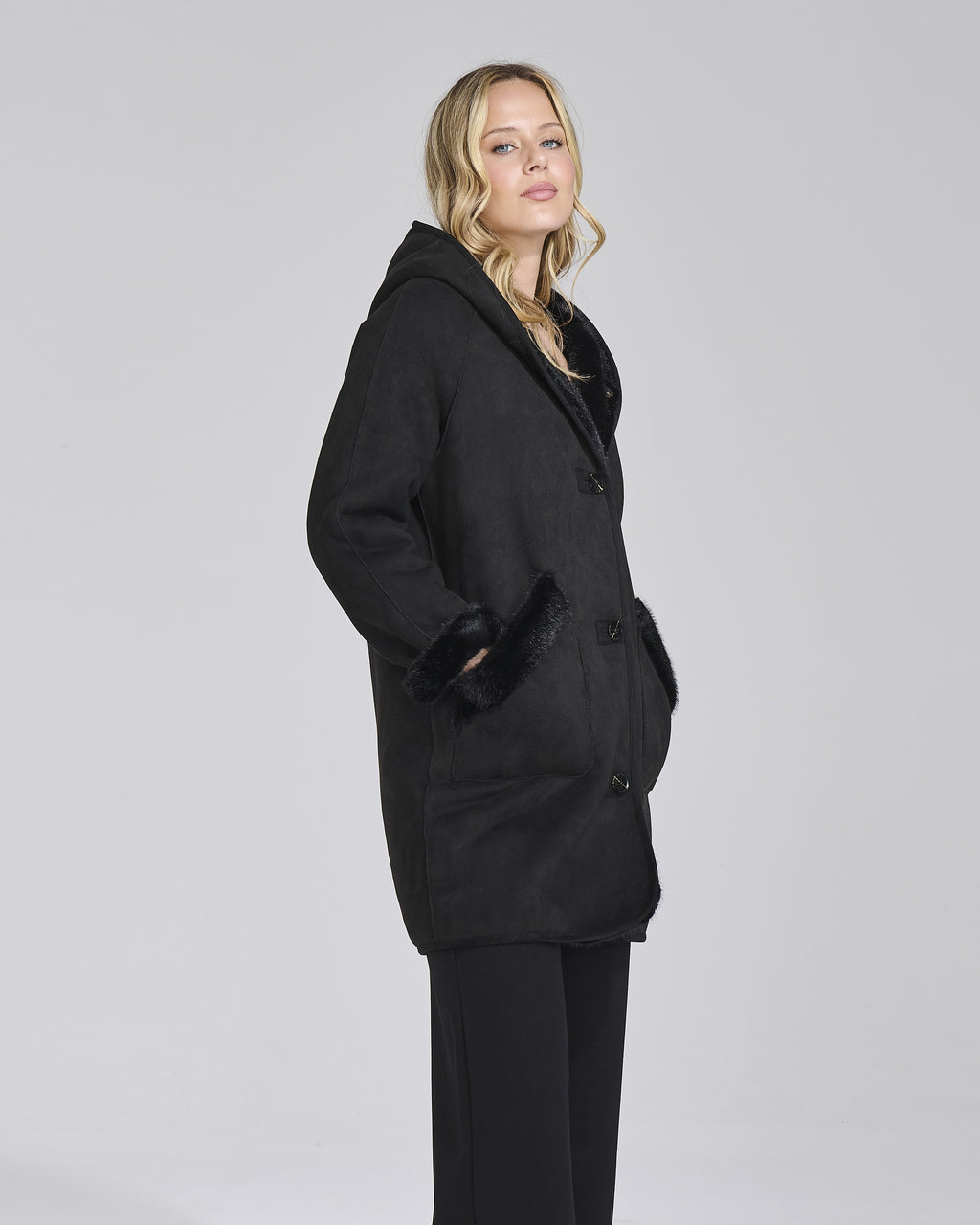 Cappotto double effetto montone con cappuccio donna – Chiara Dalba, foto 3