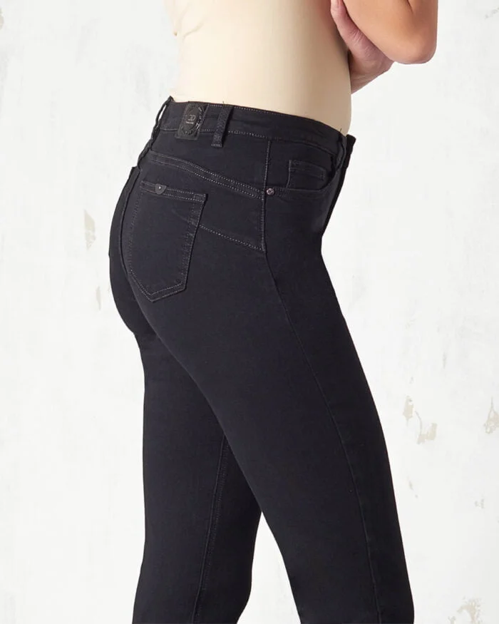 Push-up jeans with strass bottom