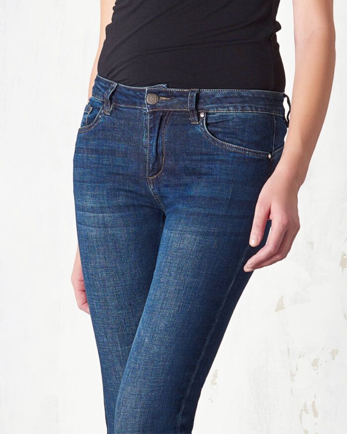 5-pocket jeans with push-up effect