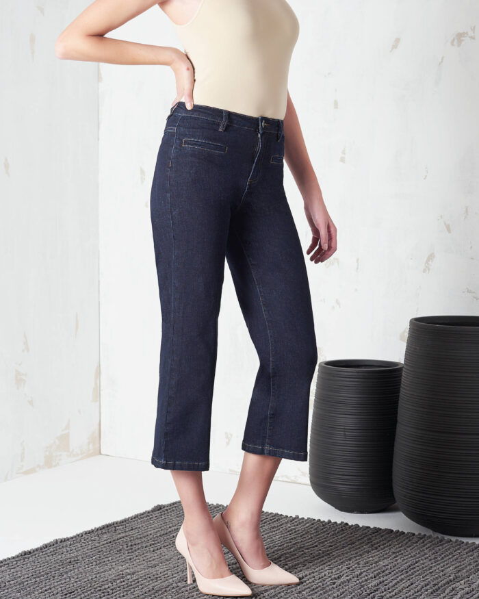Jeans with frontal frisco pockets