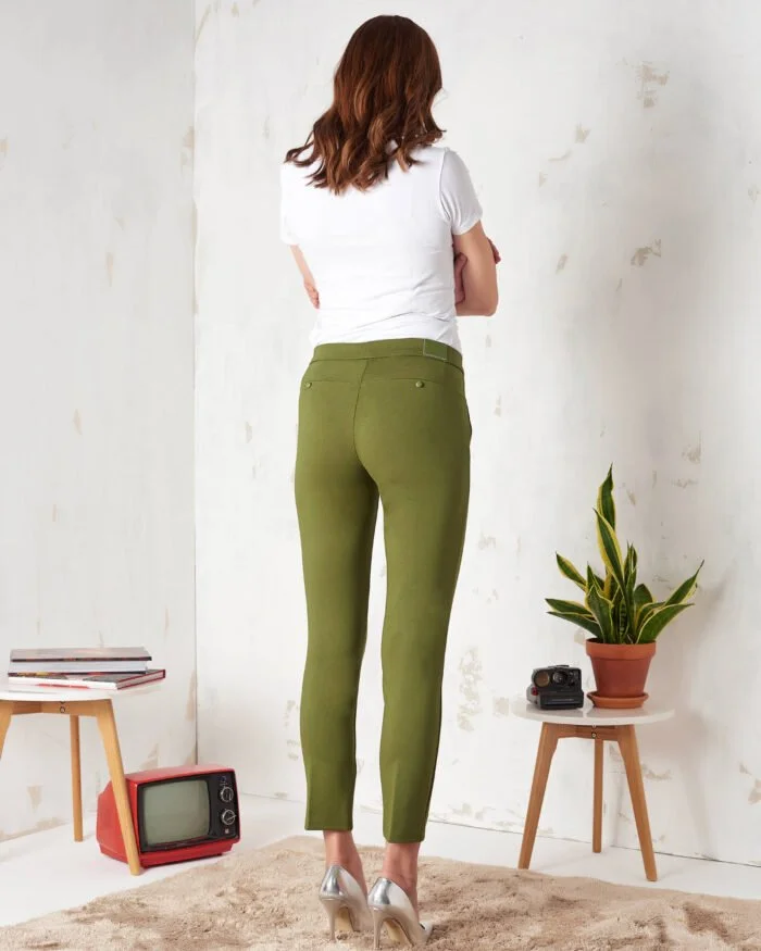 Plain-coloured Milano stitch trousers with leather profiles