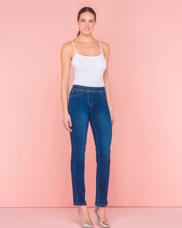 Jeans with elastic belt