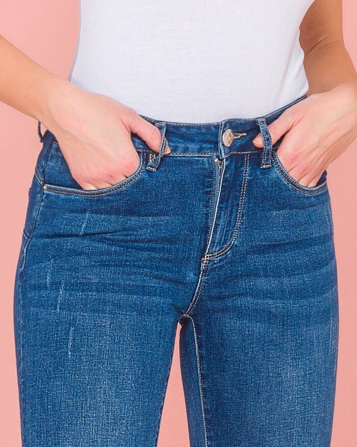 Jeans with rhinestone bottoms