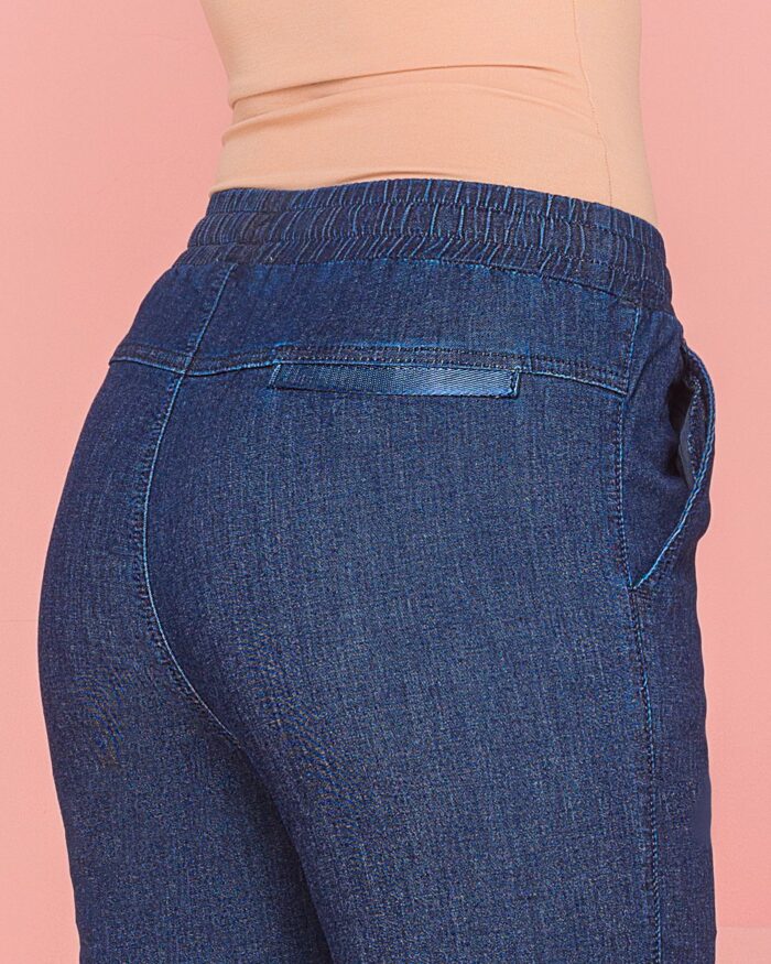 Jeans con bustino elastico