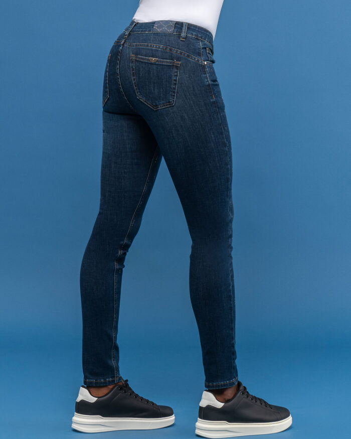 5 Pocket Push-Up Jeans