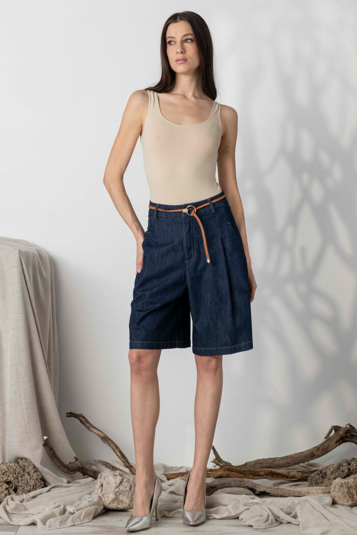 Jeans Bermuda  con Cinta